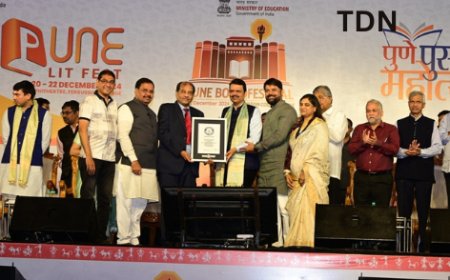 समाजाला सृजनशील आणि विचारवंत ठेवण्याकरीता वाचन संस्कृती जीवंत ठेवणे काळाची गरज-मुख्यमंत्री देवेंद्र फडणवीस